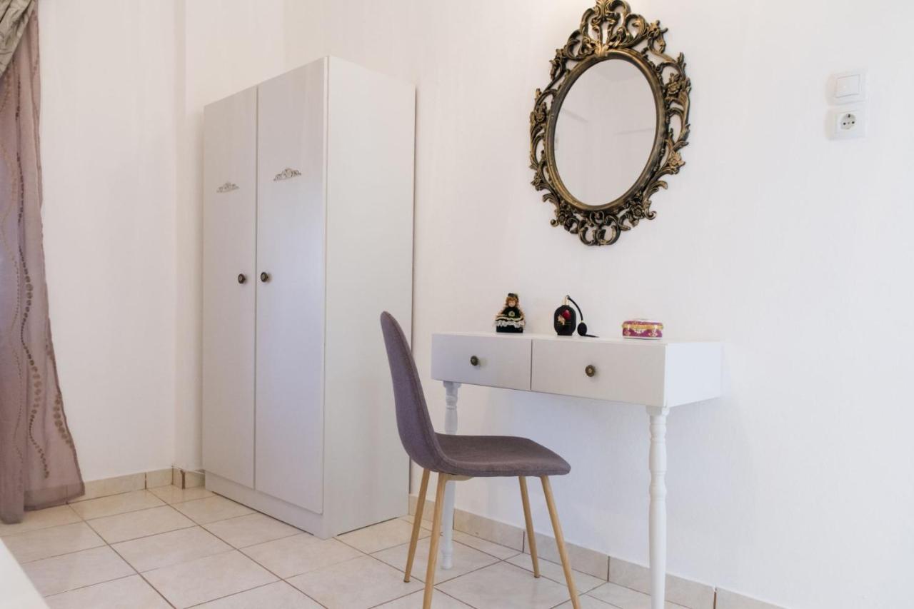 Chryso Apartment Kamilari Bagian luar foto
