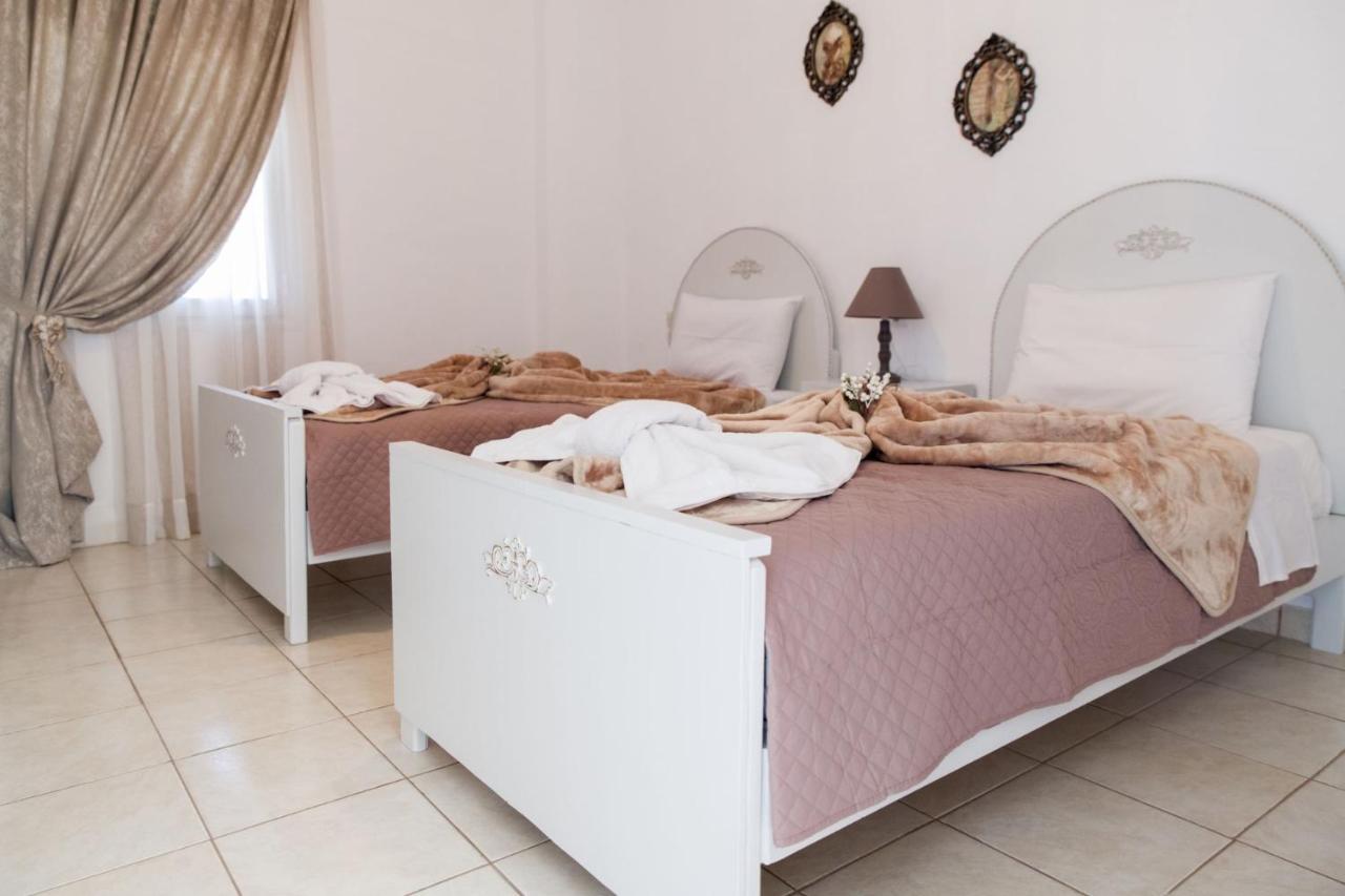 Chryso Apartment Kamilari Bagian luar foto