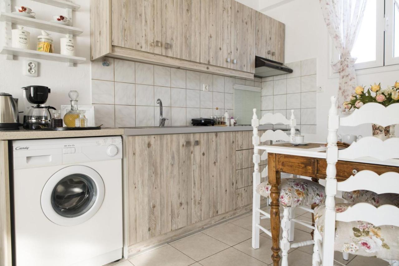 Chryso Apartment Kamilari Bagian luar foto